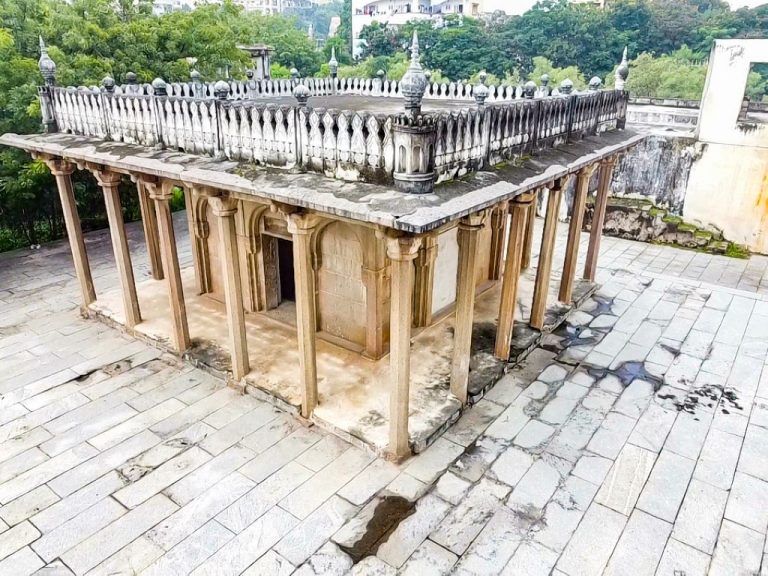 Aerial view of the tomb, Shaikpet Sarai. 2023.