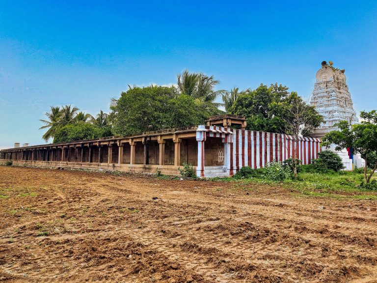 The mandapa along the Periphery of the temple, Kollapur