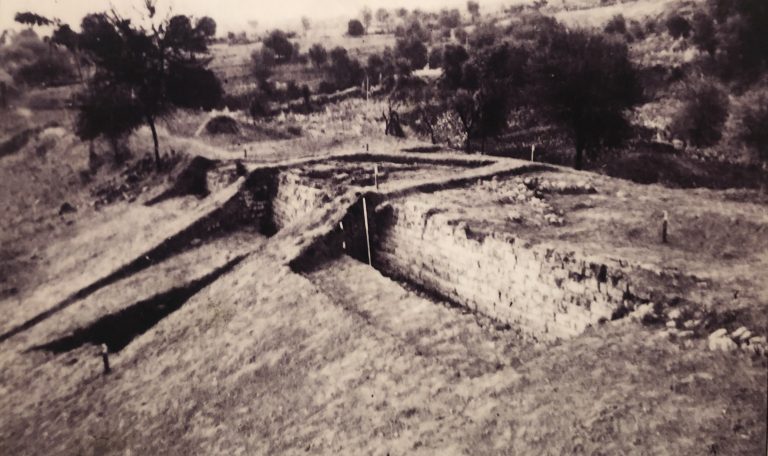 Brick Structures over the mud fort, Kotilingala