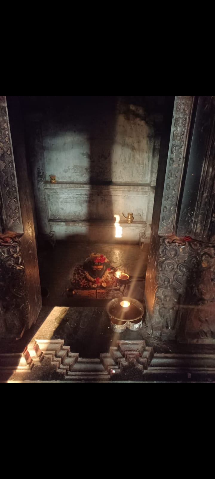 Chaya or shadow behind the Lingam that can be seen throughout the day. Chaya Someshwara temple,Panagal.